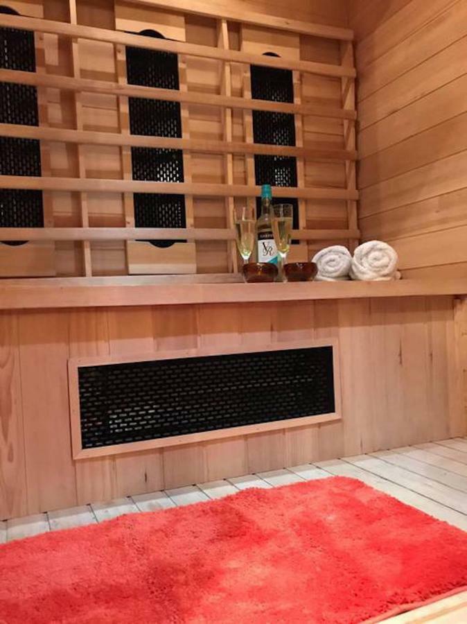 Vollie House With Hot Tub, Sauna & Log Burner Penpont Екстериор снимка
